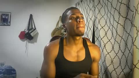 Snapshot of horneyguy2399 chatting on October 14, 1:06 am sugarbaby online show from October 14, 1:06 am