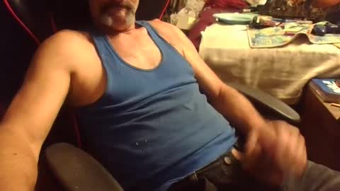 Snapshot of horneyjoe48 chatting on September 23, 2:09 pm joey online show from September 23, 2:09 pm