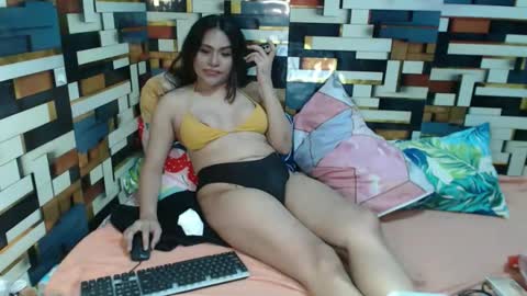 horniestleah online show from March 6, 7:21 pm