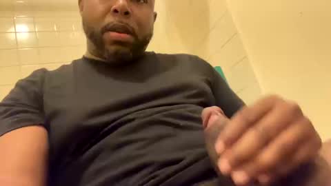 Snapshot of horny4eva2gether chatting on October 19, 12:33 am horny4eva2gether online show from October 19, 12:33 am