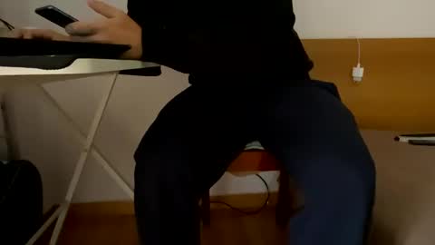 horny_alpha_male_toy online show from November 4, 9:08 am