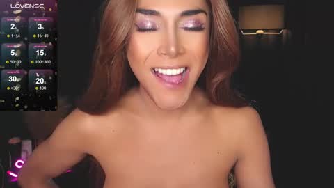 Snapshot of horny_ayahh chatting on March 3, 9:15 pm horny_ayahh online show from March 3, 9:15 pm