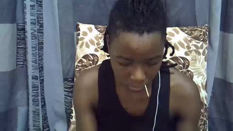 Leila online show from March 19, 7:07 pm