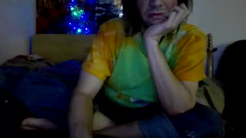Snapshot of horny_hippie420 chatting on November 17, 3:12 am Horny Rockstar420 online show from November 17, 3:12 am