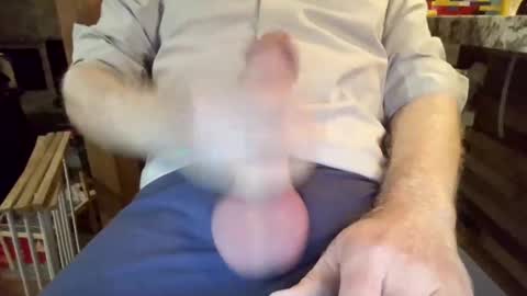 Snapshot of horny_hubby0077 chatting on October 8, 4:54 am Horny Hubby online show from October 8, 4:54 am