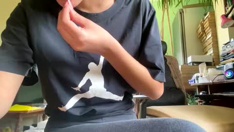 Snapshot of horny_latina_69 chatting on November 3, 1:56 pm Horny latina online show from November 3, 1:56 pm