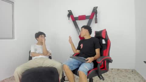 Enyer and Sebastian online show from October 14, 6:31 pm