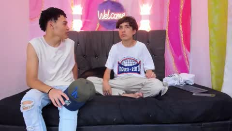 Enyer and Sebastian online show from October 17, 6:32 pm