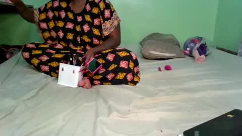 horny_lunah online show from May 19, 1:56 am