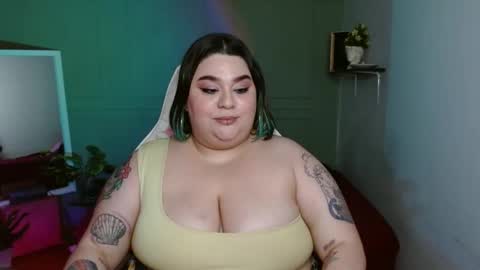 Snapshot of horny_neighbors_ chatting on January 11, 7:49 am onlyTiffany I broke up with frank 10 days ago online show from January 11, 7:49 am