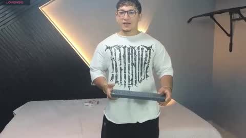 horny_nick18 online show from March 9, 1:37 pm