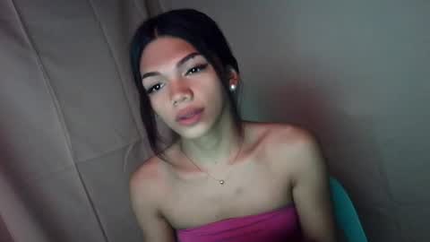 Snapshot of horny_rhiana chatting on May 1, 8:57 pm Rhiana online show from May 1, 8:57 pm