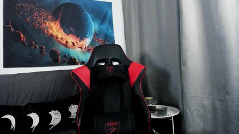 Max online show from March 13, 3:02 am