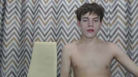 Snapshot of hornybadbunny chatting on November 24, 12:21 am Tony online show from November 24, 12:21 am