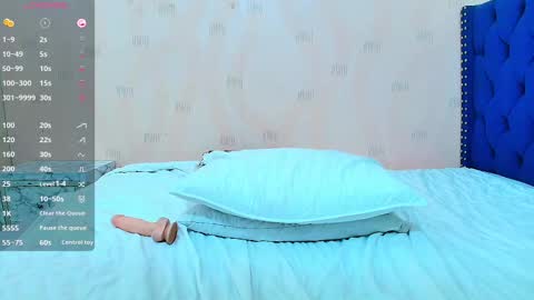 Khloe  online show from February 23, 2:57 pm