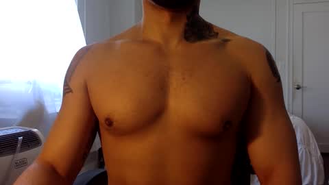 Snapshot of hornybbcxx chatting on February 8, 7:28 pm hornybbcxx online show from February 8, 7:28 pm