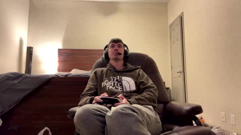 Justin 7 inches online show from December 1, 10:10 pm