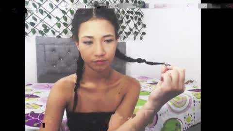 Snapshot of hornychill_ chatting on April 7, 4:02 am hornychill_ online show from April 7, 4:02 am