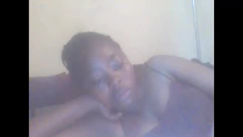 hornygal001 online show from December 1, 5:56 am