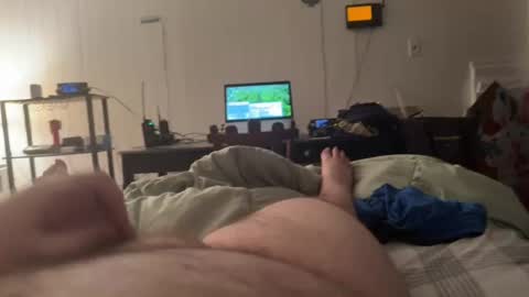 hornyguy184445 online show from August 7, 5:09 am