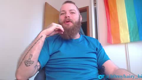 Snapshot of hornyhairy_bi chatting on May 25, 8:04 pm Harry online show from May 25, 8:04 pm