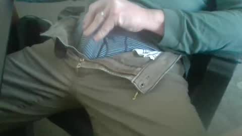 hornyhubby1001 online show from February 11, 9:09 pm