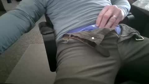 Snapshot of hornyhubby1001 chatting on May 11, 2:45 pm hornyhubby1001 online show from May 11, 2:45 pm