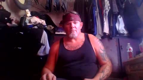 hornyhungwhiteboy4u269 online show from September 13, 10:09 pm