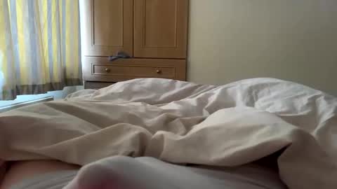 Snapshot of hornyian91 chatting on February 1, 8:50 am Liverpool lad online show from February 1, 8:50 am