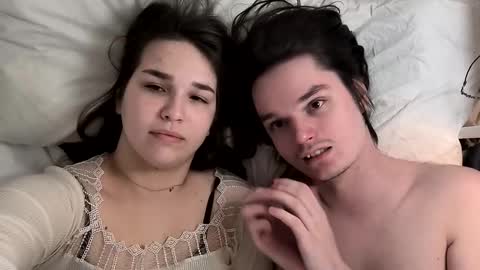 Alisa and Mike online show from May 6, 4:23 pm