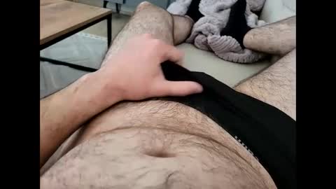 hornyman0605 online show from March 12, 7:46 am