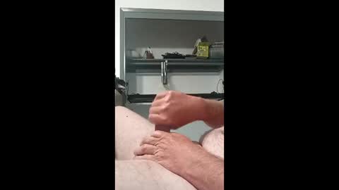 hornyman6942842 online show from May 6, 4:34 pm