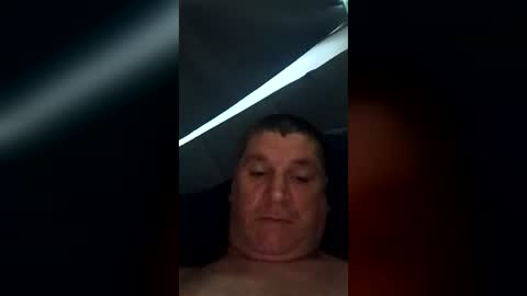 hornyman6942842 online show from June 18, 6:45 pm