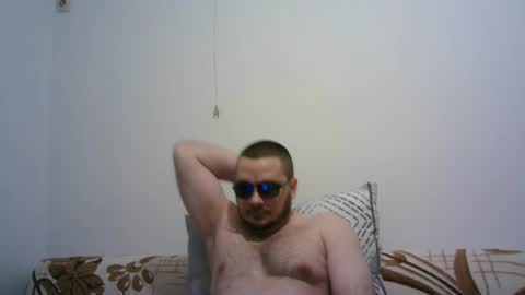 hornymonkey991 online show from May 19, 1:56 am