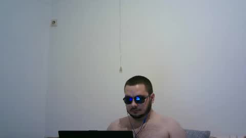 hornymonkey991 online show from May 31, 5:48 am