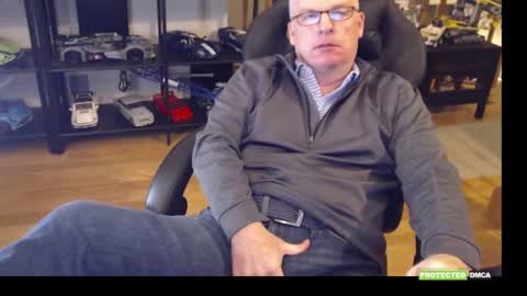 hornynthick70 online show from December 17, 12:16 am