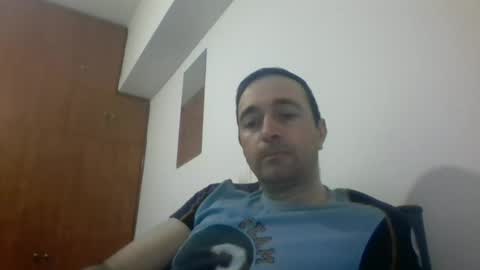 Snapshot of hornysnake69 chatting on February 14, 7:07 am hornysnake69 online show from February 14, 7:07 am