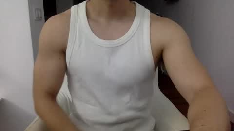Snapshot of hornyspaniard93 chatting on June 10, 10:08 pm hornyspaniard93 online show from June 10, 10:08 pm