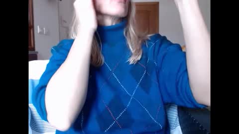 Snapshot of hornyssima chatting on January 18, 9:57 am Hornyssima online show from January 18, 9:57 am