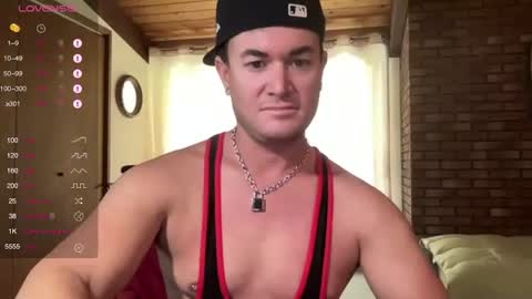 Hornytightboy89 online show from November 1, 7:05 pm