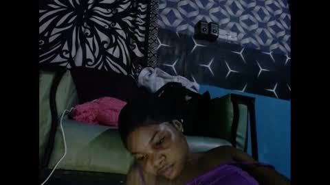 Snapshot of hornyxbum chatting on December 30, 5:44 pm hornyxbum online show from December 30, 5:44 pm