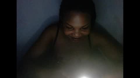 Snapshot of hornyxbum chatting on January 21, 8:43 pm hornyxbum online show from January 21, 8:43 pm