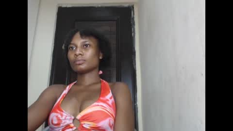 Snapshot of hornyxmamacita chatting on April 29, 12:59 am hornyxmamacita online show from April 29, 12:59 am
