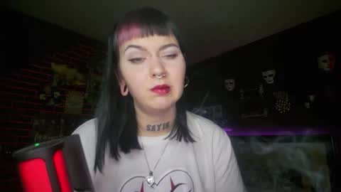 Snapshot of horror_circus chatting on October 18, 6:41 pm Messalina Horror online show from October 18, 6:41 pm