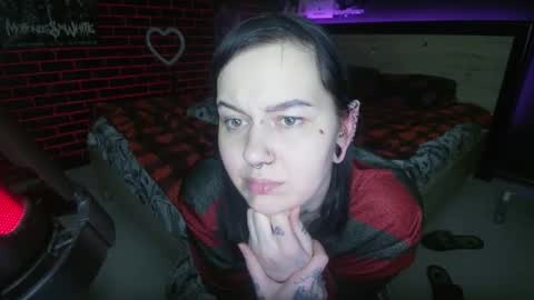 Snapshot of horror_circus chatting on October 20, 4:13 am Messalina Horror online show from October 20, 4:13 am