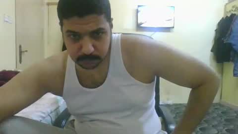 Snapshot of hossampharaos21 chatting on March 27, 4:18 pm hossampharaos21 online show from March 27, 4:18 pm