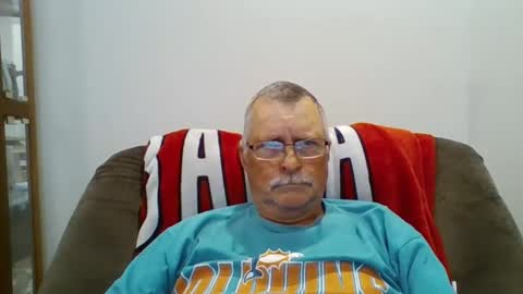 hot4tightholes online show from April 17, 12:30 pm