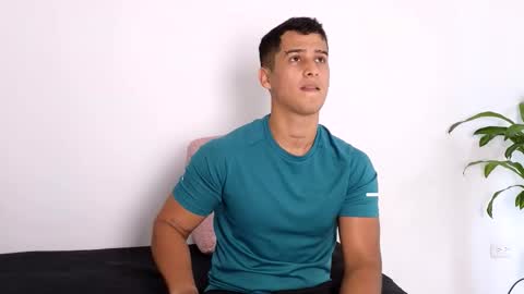 Snapshot of hot69temptation chatting on December 18, 4:35 pm Marcus Tatti online show from December 18, 4:35 pm