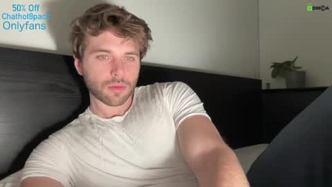 Snapshot of hot8pack01 chatting on January 28, 4:08 am Edward aka Wolf online show from January 28, 4:08 am