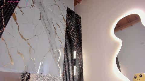 hot__genesis online show from April 29, 1:15 pm